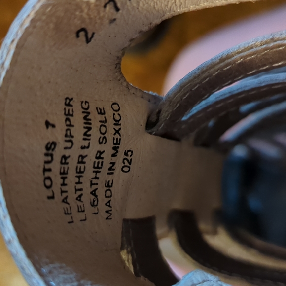 Freebird by Steven 'Lotus' sandals size 7 NIB - Picture 9 of 9